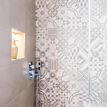 Karu בית הארחה קליארי